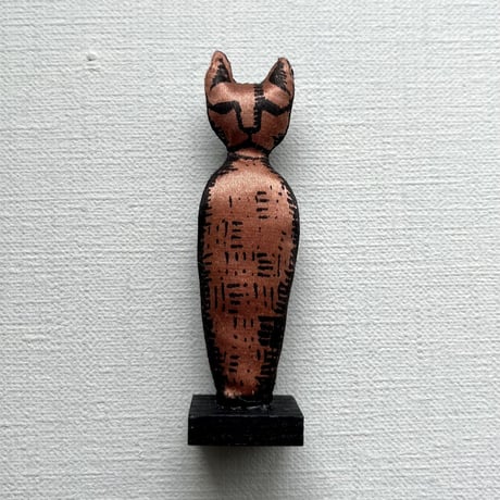 猫のミイラ　ブローチ　ブロンズ