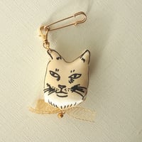 ネコチャーム×ブローチ　カオ　イエロー