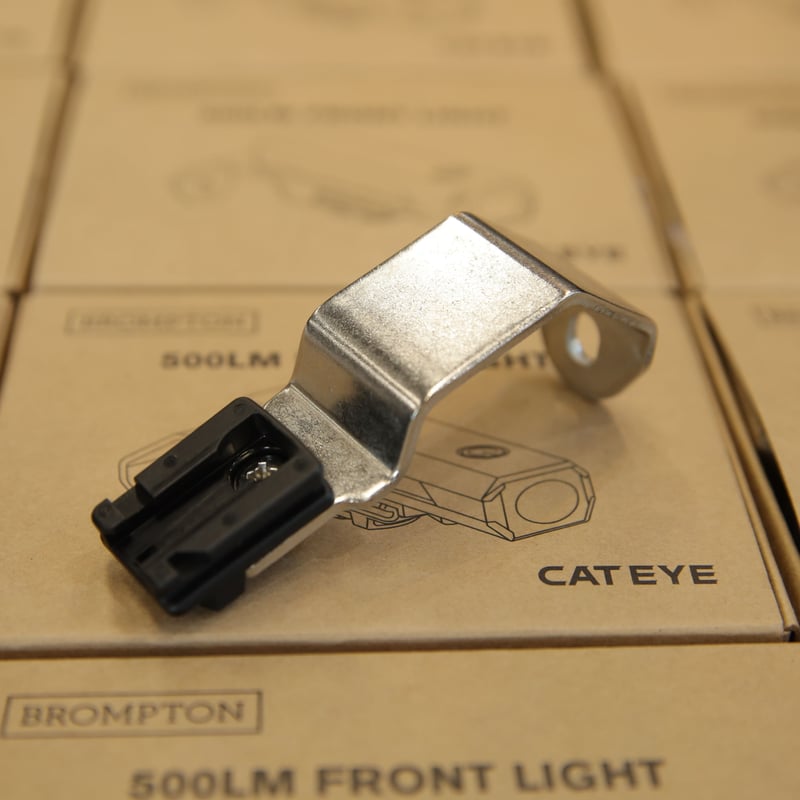 【美品】ブロンプトン純正 CATEYE 500Lm 専用ブラケット付 BROMPTON 500Lm Front Light | WADACYCLE online s