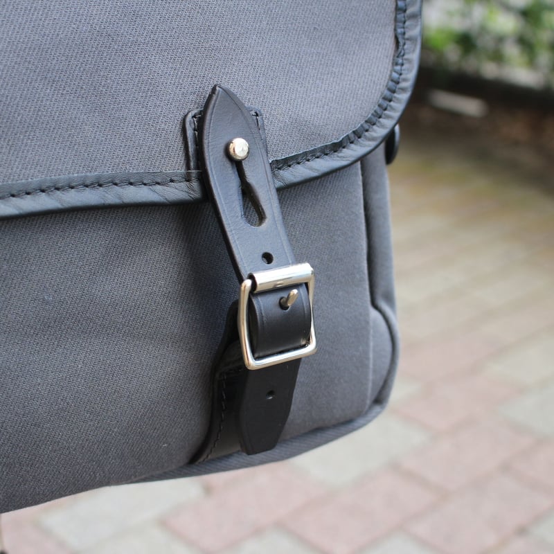 BROMPTON Game Bag M Smoke Grey 12L | WADACYCLE BROMPTON Game Bag M Smoke Grey 12L | WADACYCLE
