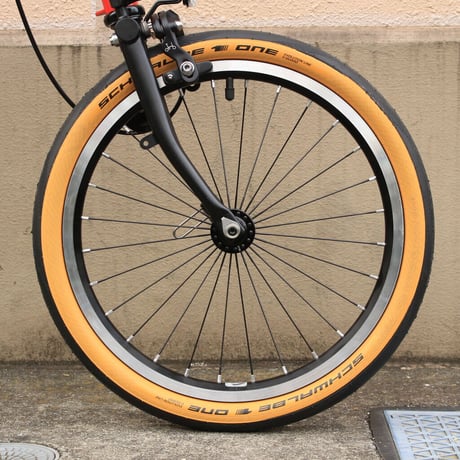 廃盤品　brompton極太タイヤScorcher 16 x 1 1/2 believe report: BROMPTON限定モデルで採用されたタイヤ