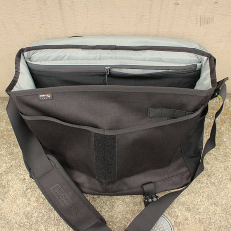 BROMPTON Messenger Bag 23L［Black］