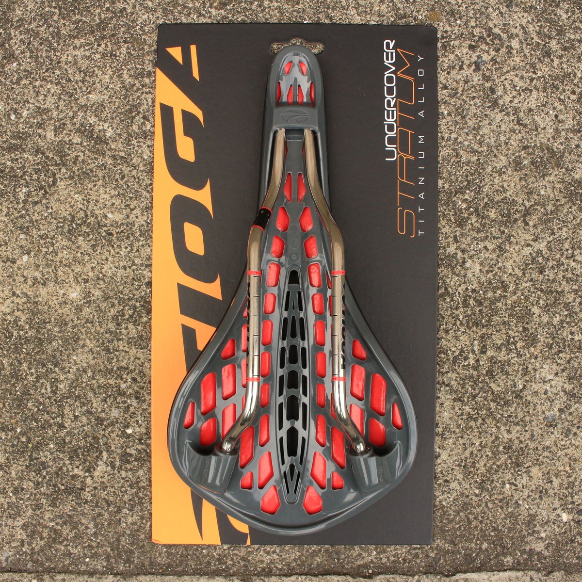 TIOGA UnderCover Stratum［φ7mmCrN Ti中空レール］ | WAD