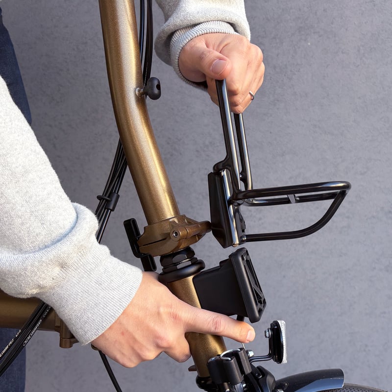 BM-13F ミニベロフロントキャリア［ブラック］ | WADACYCLE online store