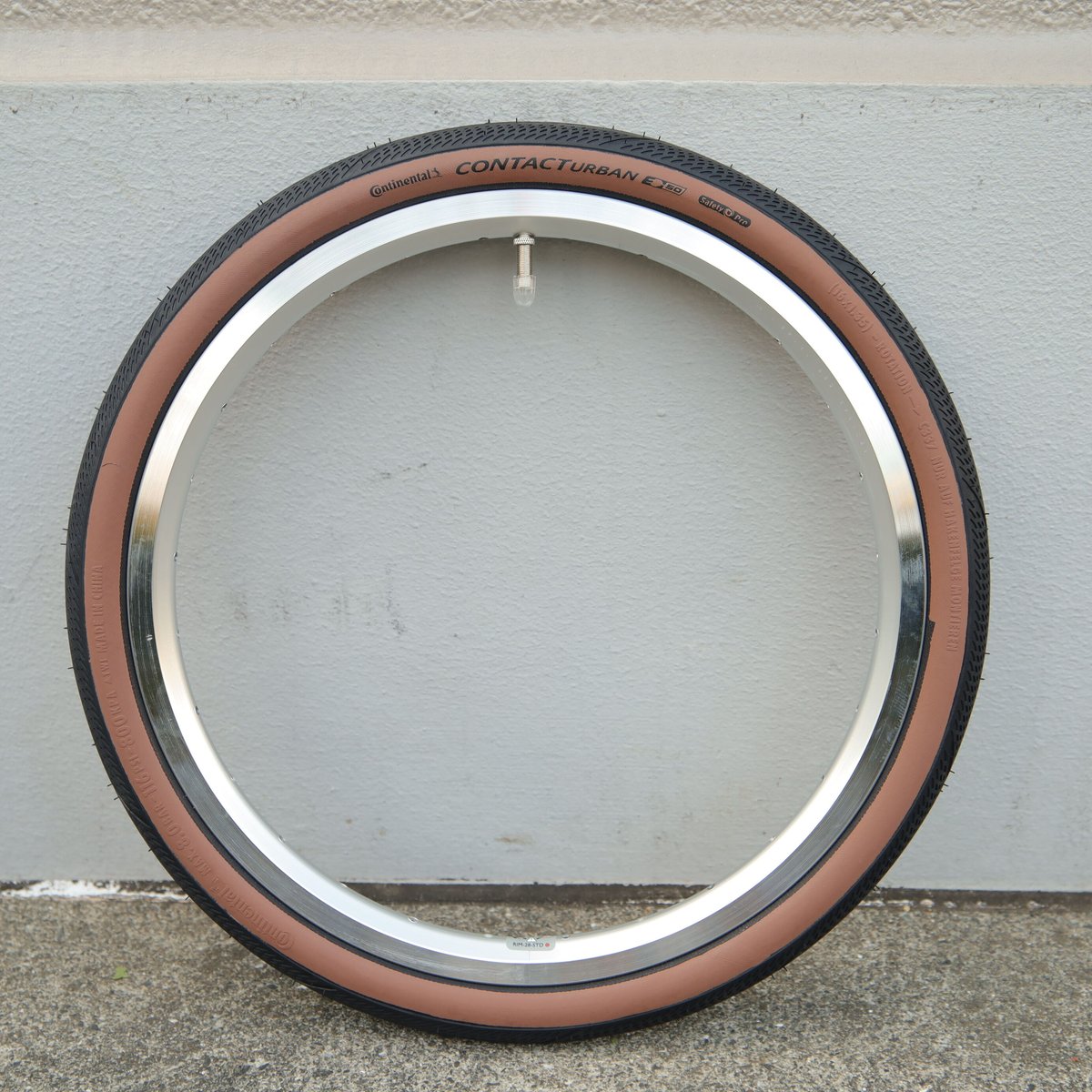 BROMPTON用タイヤ［Continental Contact Urban -Brown-］