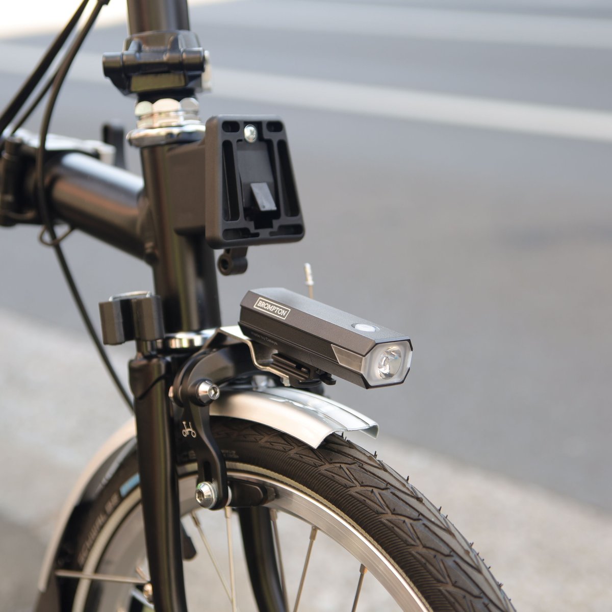BROMPTON 500Lm Front Light | WADACYCLE online s BROMPTON 500Lm Front Light | WADACYCLE online s