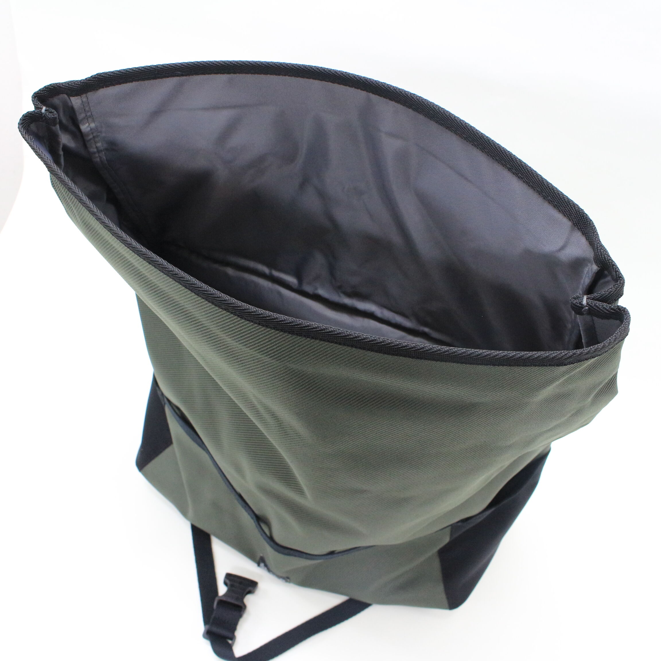 アクセサリー Brompton Roll Top Bag 14L Olive Green BROMPTON Roll Top Bag 14L [Olive Green] | WADAC