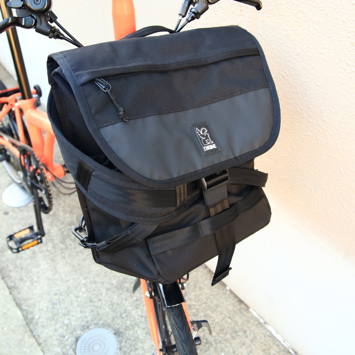 CHROME VERSATILE BACKPACK | WADACYCLE online store CHROME VERSATILE BACKPACK | WADACYCLE online store