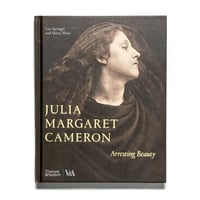 【Outlet】Julia Margaret Cameron: Arresting Beauty