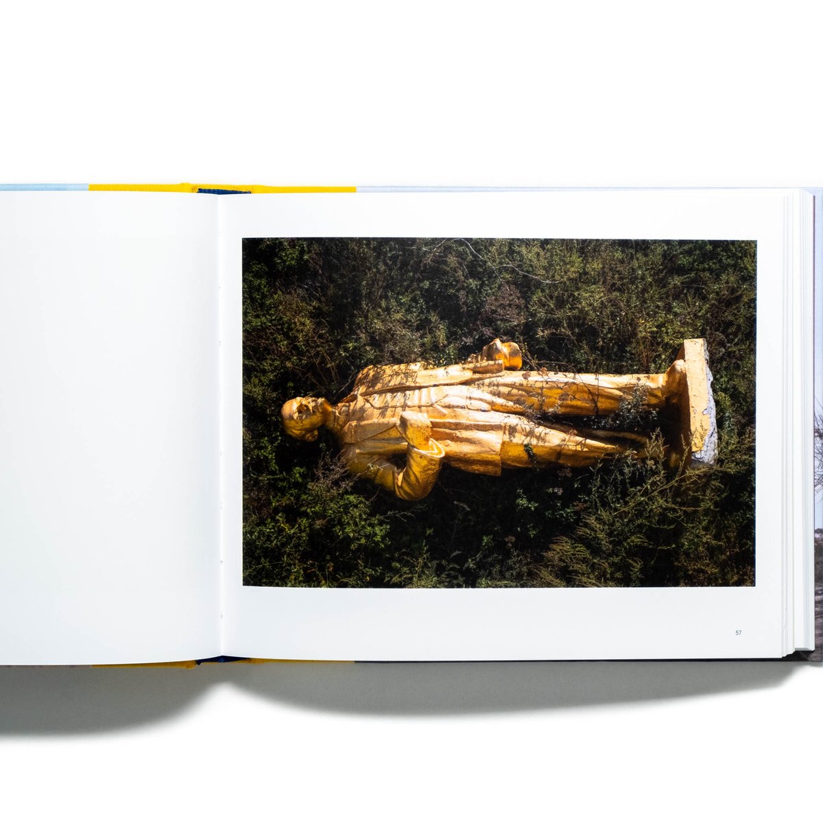 Looking for Lenin | Art Book Iskusstvo