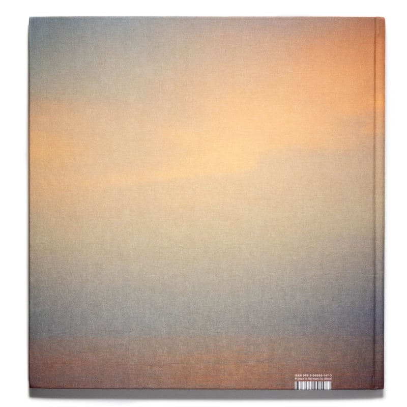 Mat Hennek: Sounds of Spheres | Art Book Iskusstvo