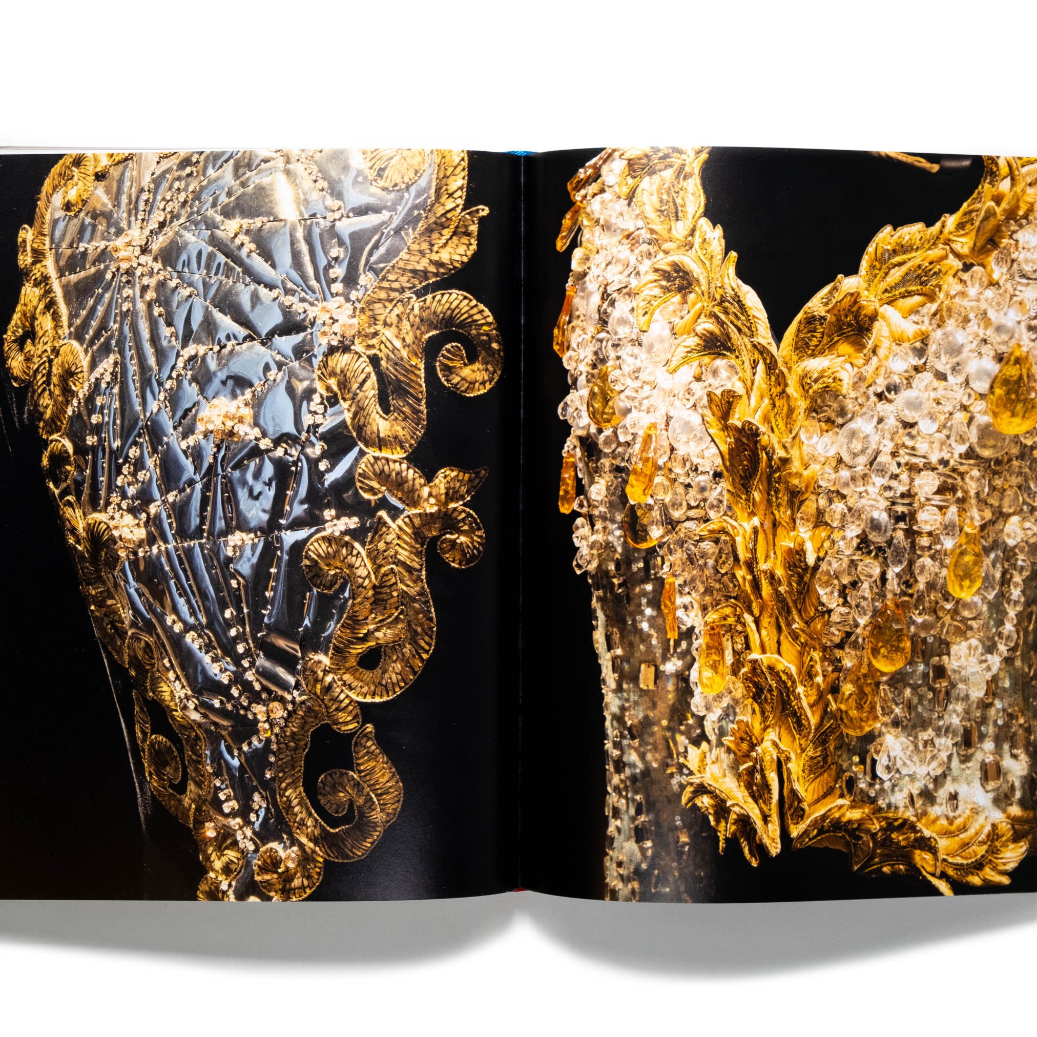 Yves Saint Laurent and Art | Art Book Iskusstvo