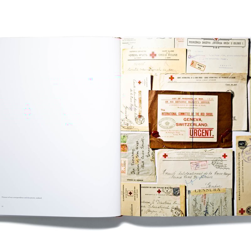 Henry Leutwyler: Humanity | Art Book Iskusstvo