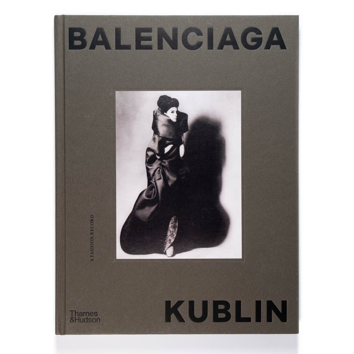 Balenciaga – Kublin | Art Book Iskusstvo
