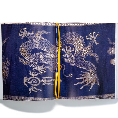 Silk: Fibre, Fabric and Fashion