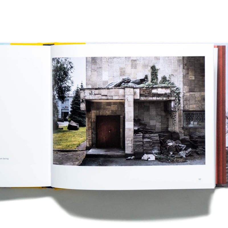 Looking for Lenin | Art Book Iskusstvo