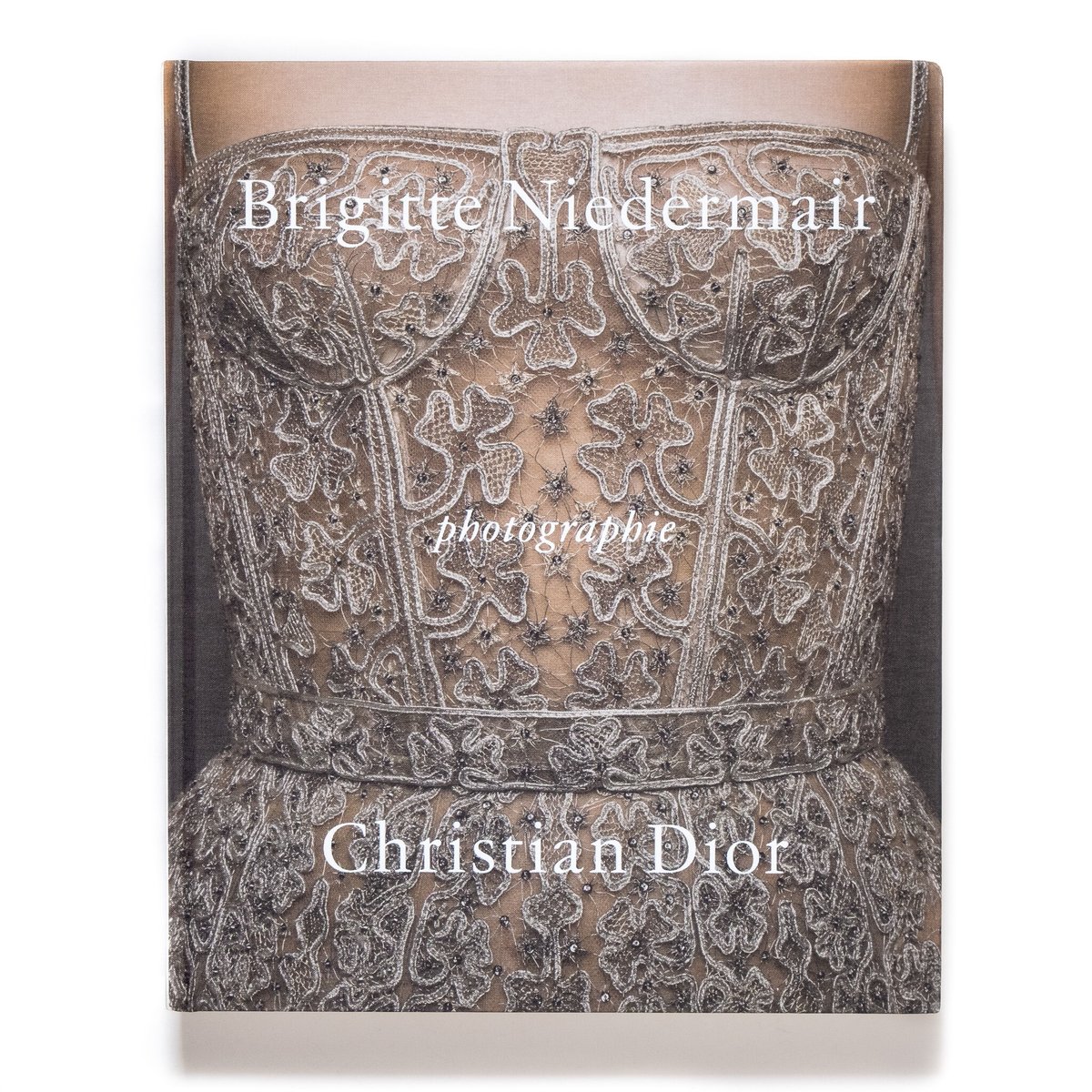 Photographie: Christian Dior by Brigitte Nieder