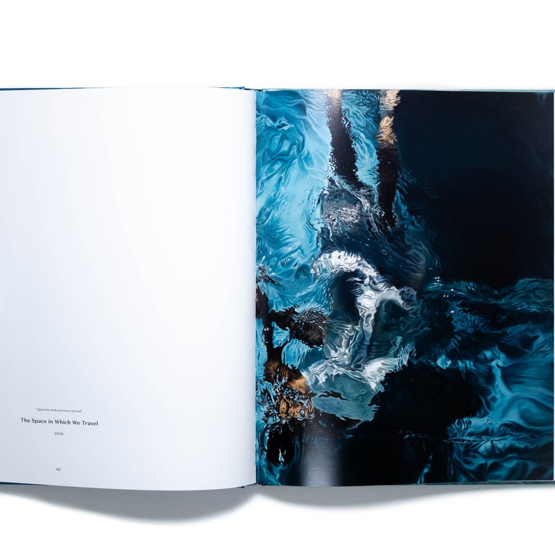 カリダ・ロールズ Away with the Tides Calida Rawles: Away with the Tides | Art Book I