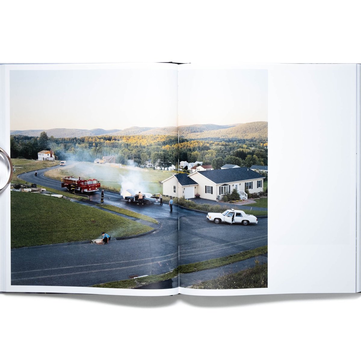 Gregory Crewdson | Art Book Iskusstvo