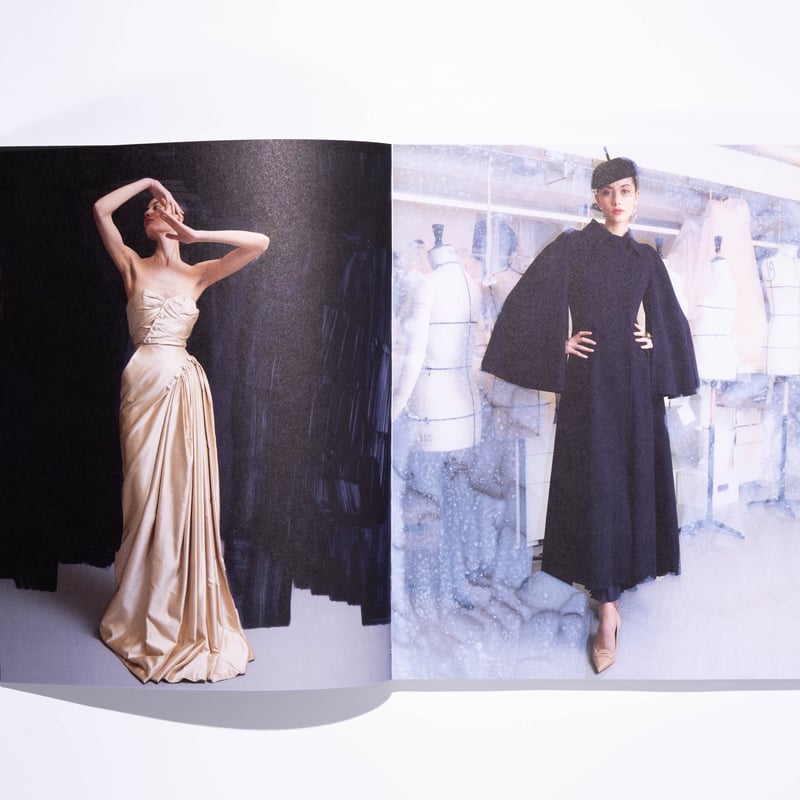 アート・デザイン・音楽 Dior New Looks LACROIX artwork by Chesley – CHESLEY McLAREN