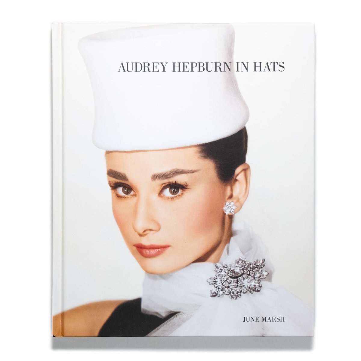 Audrey Hepburn in Hats | Art Book Iskusstvo