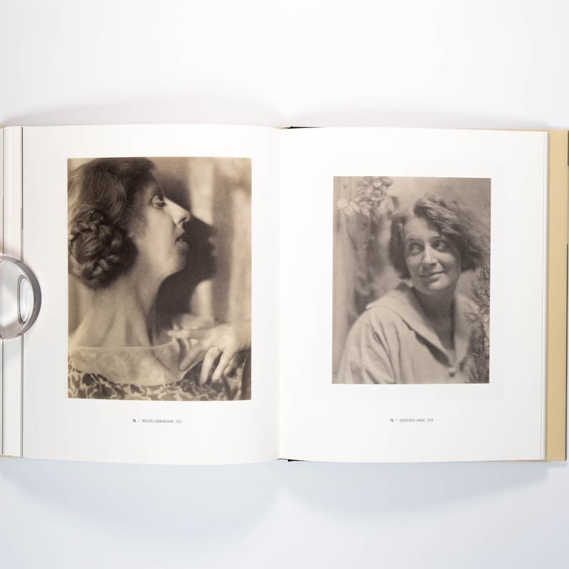 アート・デザイン・音楽 Edward Weston Forms of Passion Amazon