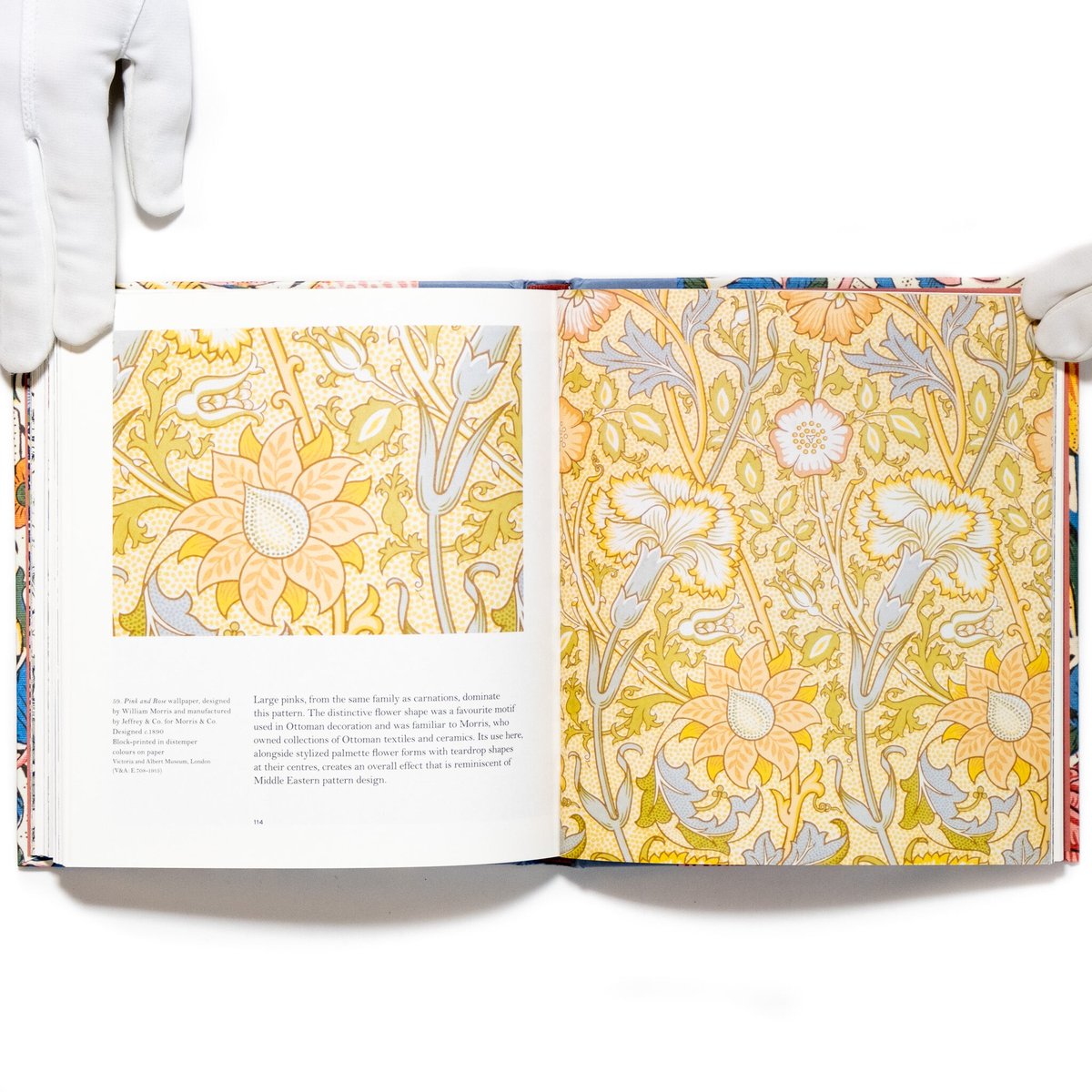 William Morris's Flowers | Art Book Iskusstvo