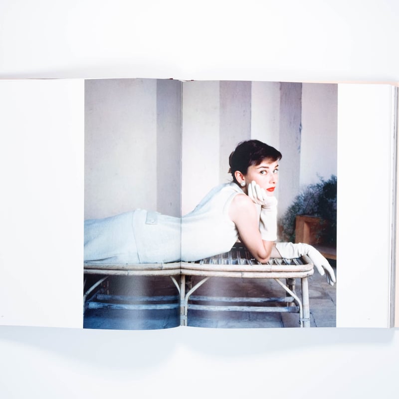 ALWAYS AUDREY オードリー・ヘプバーン 写真集 ALWAYS AUDREY オードリー・ヘプバーン 写真集 hbz-audrey