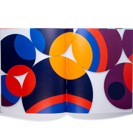 Leon Polk Smith: Going Beyond Space