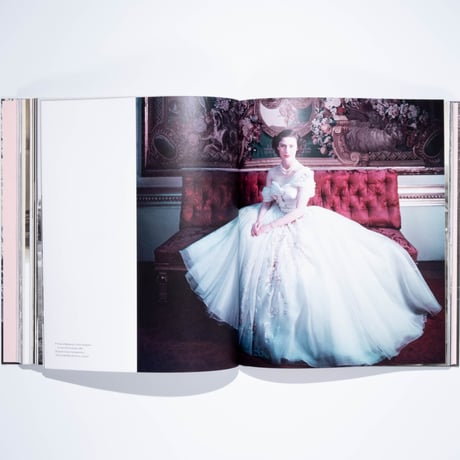 Cecil Beaton’s Fashionable World Catalogue