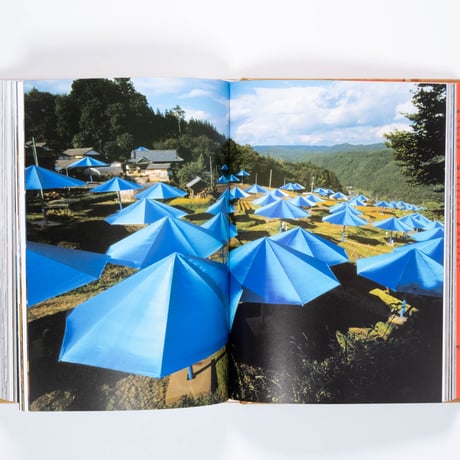 Christo and Jeanne-Claude. 40th Anniversary Edition