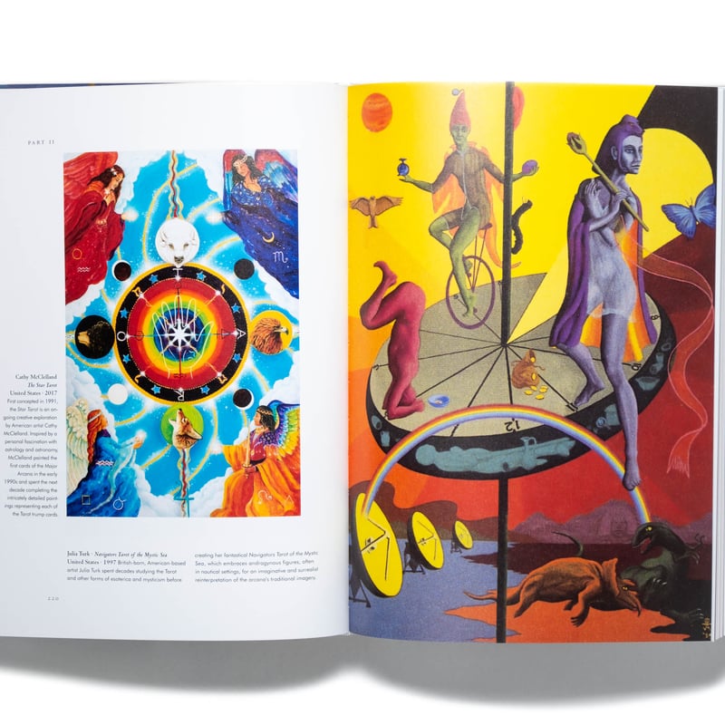 【新品】Tarot The Library of Esoterica タロット Tarot. The Library of Esoterica | Nauka  Humanistyka