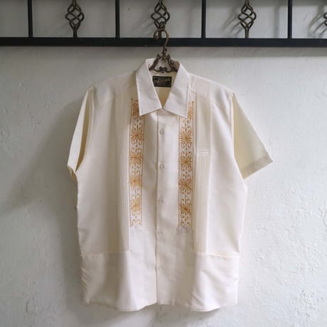 【2027年7月31日までにお届け】【受注生産】【半袖】【 ESG-01S-OFG 】【 S/S GUAYABERA 】【 REJILLADA 】【 OFF WHITE x GOLD 】