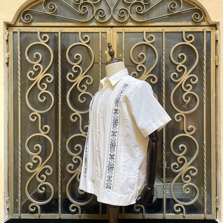 【半袖】【 ESG-32S-OFB 】【S/S GUAYAMISA】【OFF WHITE x BLACK】 【オフホワイト x 黒】