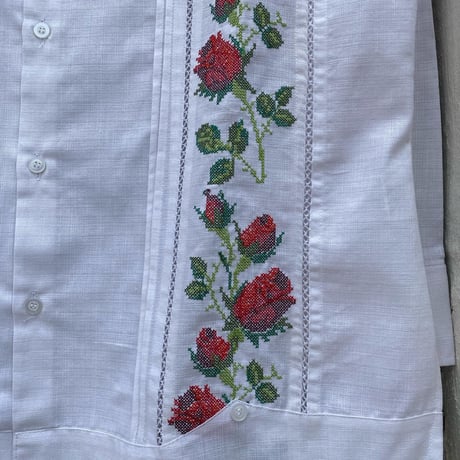 【2027年7月31日までにお届け】【受注生産】【長袖】【 ESG-10L-WR 】【 L/S GUAYAMISA 】【 FLORES 】【 WHITE x RED 】【 白 x 赤 】