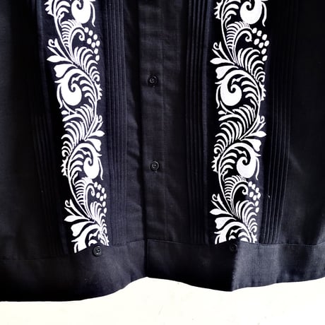 【お取り寄せ商品】【長袖】【IMP-COL-100L-B】【GUAYABERAS COLLI】【 L/S GUAYAMISA】【 BLACK x WHITE 】【 黒 x 白 】