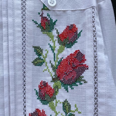 【2027年7月31日までにお届け】【受注生産】【長袖】【 ESG-10L-WR 】【 L/S GUAYAMISA 】【 FLORES 】【 WHITE x RED 】【 白 x 赤 】