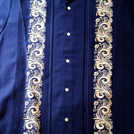 【お取り寄せ商品】【長袖】【袖刺繍】【IMP-101L-NG】【 L/S GUAYABERA 】【 NAVY x GOLD 】【 紺 x 金 】