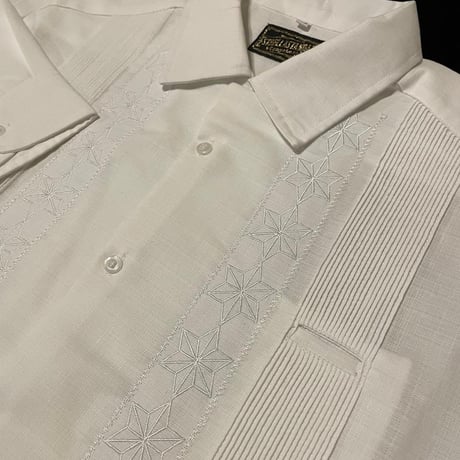 【2027年7月31日までにお届け】【受注生産】【長袖】【 ESGS-03L-W 】【 L/S GUAYABERA 】【 REJILLADA MOTA 】【 麻の葉柄 】【 WHITE 】【 白 】