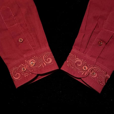 【ご注文日より１年以内にお届け】【受注生産】【長袖】【袖刺繍】【ESG-T30L-BU】【 L/S GUAYAMISA 】【 BURGUNDY】【 臙脂色】