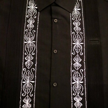 【2027年7月31日までにお届け】【受注生産】【 長袖 】【 ESG-01L-BW 】【 L/S GUAYABERA 】【 REJILLADA 】【 BLACK x WHITE 】