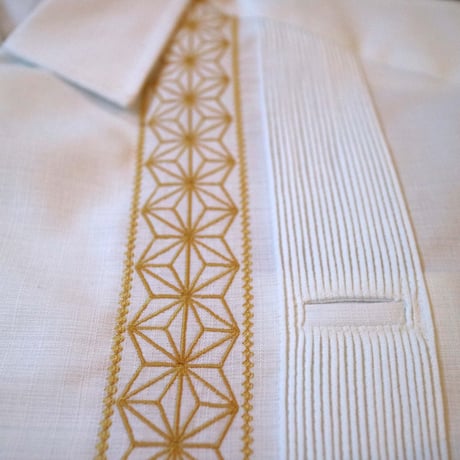 【2027年7月31日までにお届け】【受注生産】【長袖】【 ESGS-04L-WG 】【 L/S GUAYABERA 】【REJILLADA ASA】【麻の葉柄】【 WHITE x GOLD 】