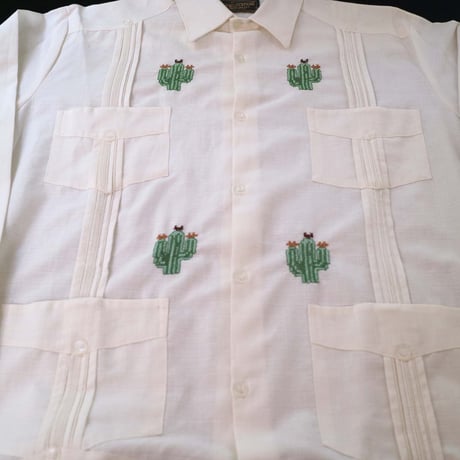 【2027年7月31日までにお届け】【受注生産】【長袖】【CACTUS 手刺繍】【HANDMADE】【CUBANA】】【 ESGP-106L-IV】【 L/S GUAYABERA】【IVORY】
