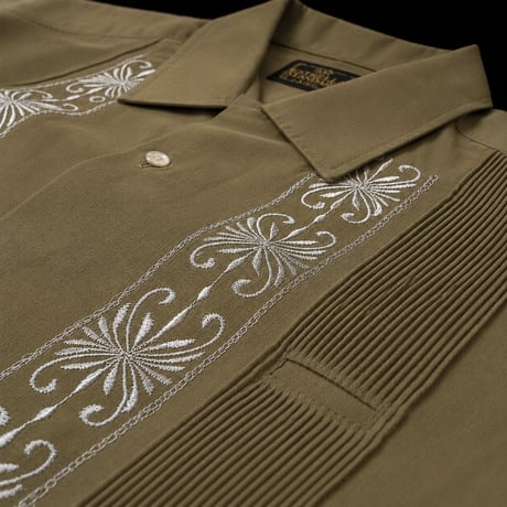 【予約商品】【半袖】【 ESG-01S-KHS 】【 S/S GUAYABERA 】【 REJILLADA 】【 KHAKI x SILVER 】【 カーキ x 銀 】