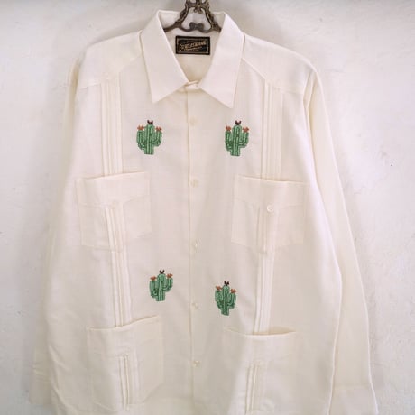 【2027年7月31日までにお届け】【受注生産】【長袖】【CACTUS 手刺繍】【HANDMADE】【CUBANA】】【 ESGP-106L-IV】【 L/S GUAYABERA】【IVORY】