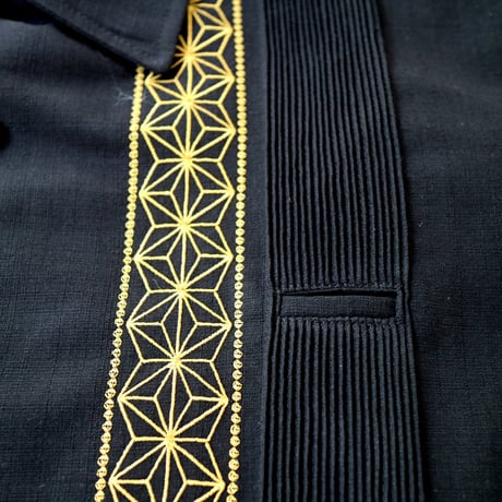 【2027年7月31日までにお届け】【受注生産】【半袖】【 ESGS-04S-BG 】【 S/S GUAYABERA 】【 REJILLADA ASA 】【麻の葉柄】【BLACK x GOLD】