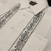 【長袖】【 ESG-01L-WB 】【L/S GUAYABERA】【 REJILLADA 】【 WHITE x BLACK 】【 白 x 黒 】