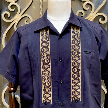 【2027年7月31日までにお届け】【受注生産】【半袖】【 ESGS-04S-BG 】【 S/S GUAYABERA 】【 REJILLADA ASA 】【麻の葉柄】【BLACK x GOLD】