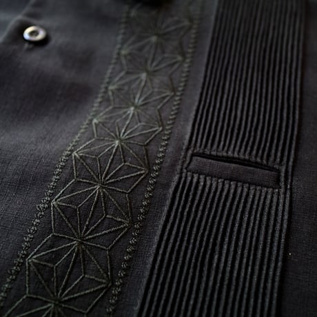 【2027年7月31日までにお届け】【受注生産】【半袖】【 ESGS-04S-B 】【 S/S GUAYABERA 】【 REJILLADA ASA 】【 麻の葉柄 】【 BLACK 】【黒】