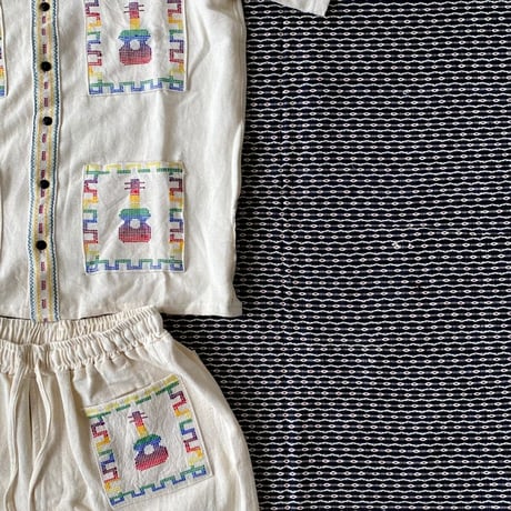 【7/31入荷】【半袖】【2ピース】【ESGG-02SS-2-OFM】【S/S QUETZAL SHIRTS & SHORTS 】【グアテマラ】【 OFF WHITE x MULTI COLOR  】